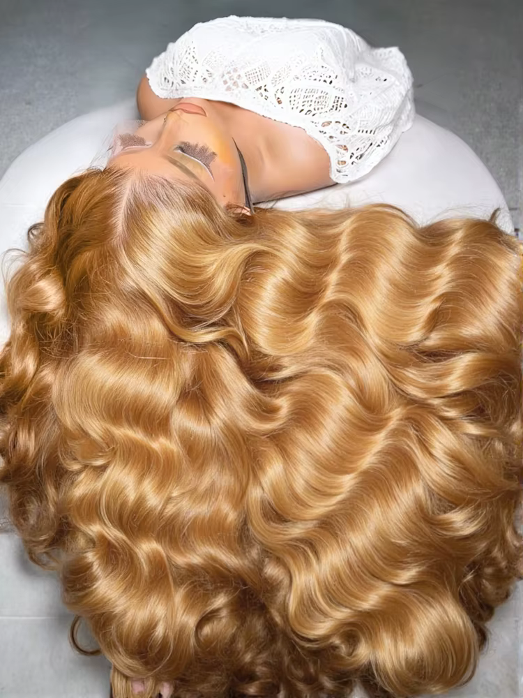Perruque Lace Front HD 28 pouces en cheveux humains blond miel 13x4, densité 180%, couleur blond mie