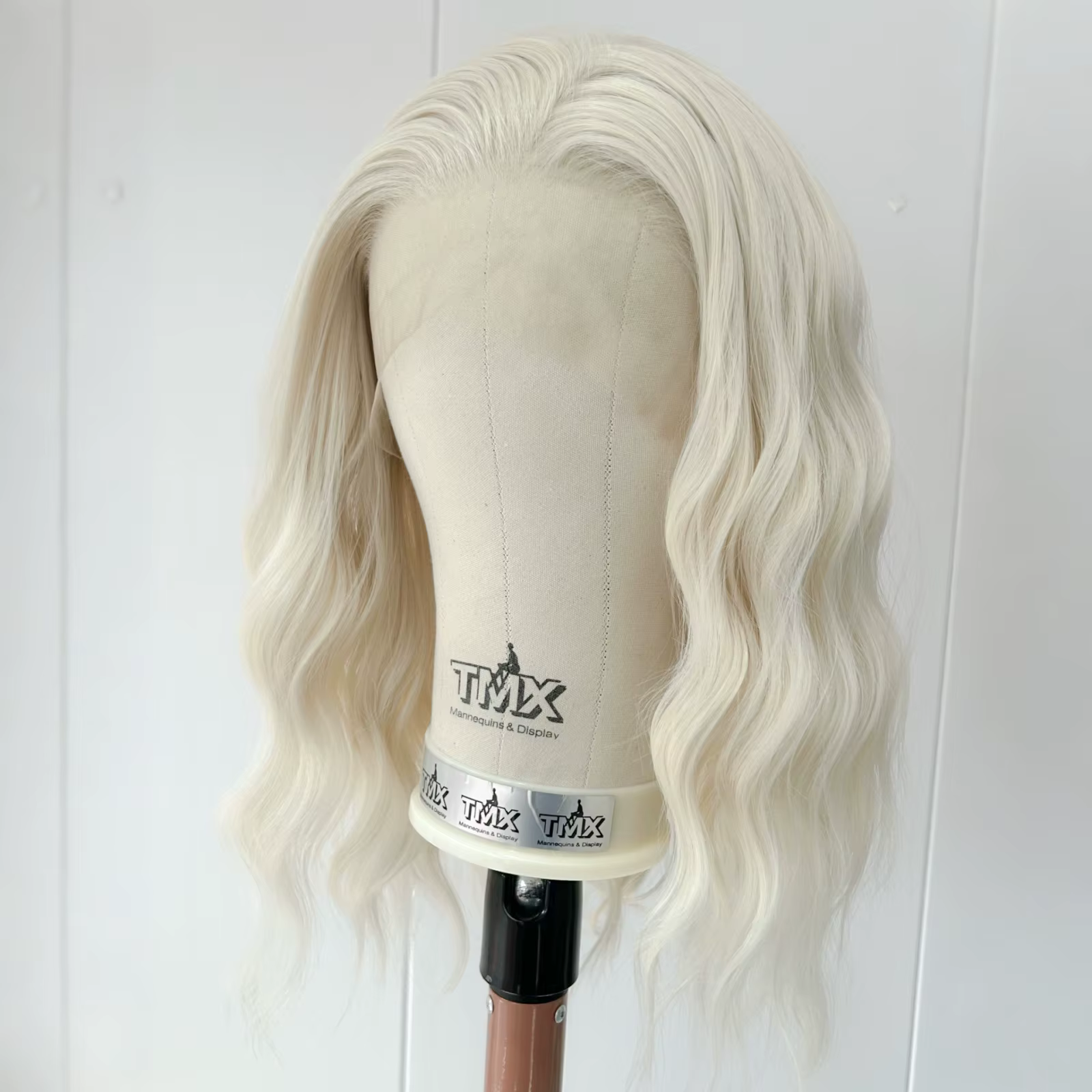Perruques Bob Lace Front synthétiques ondulées blondes courtes 60 pour femmes, naissance des cheveux