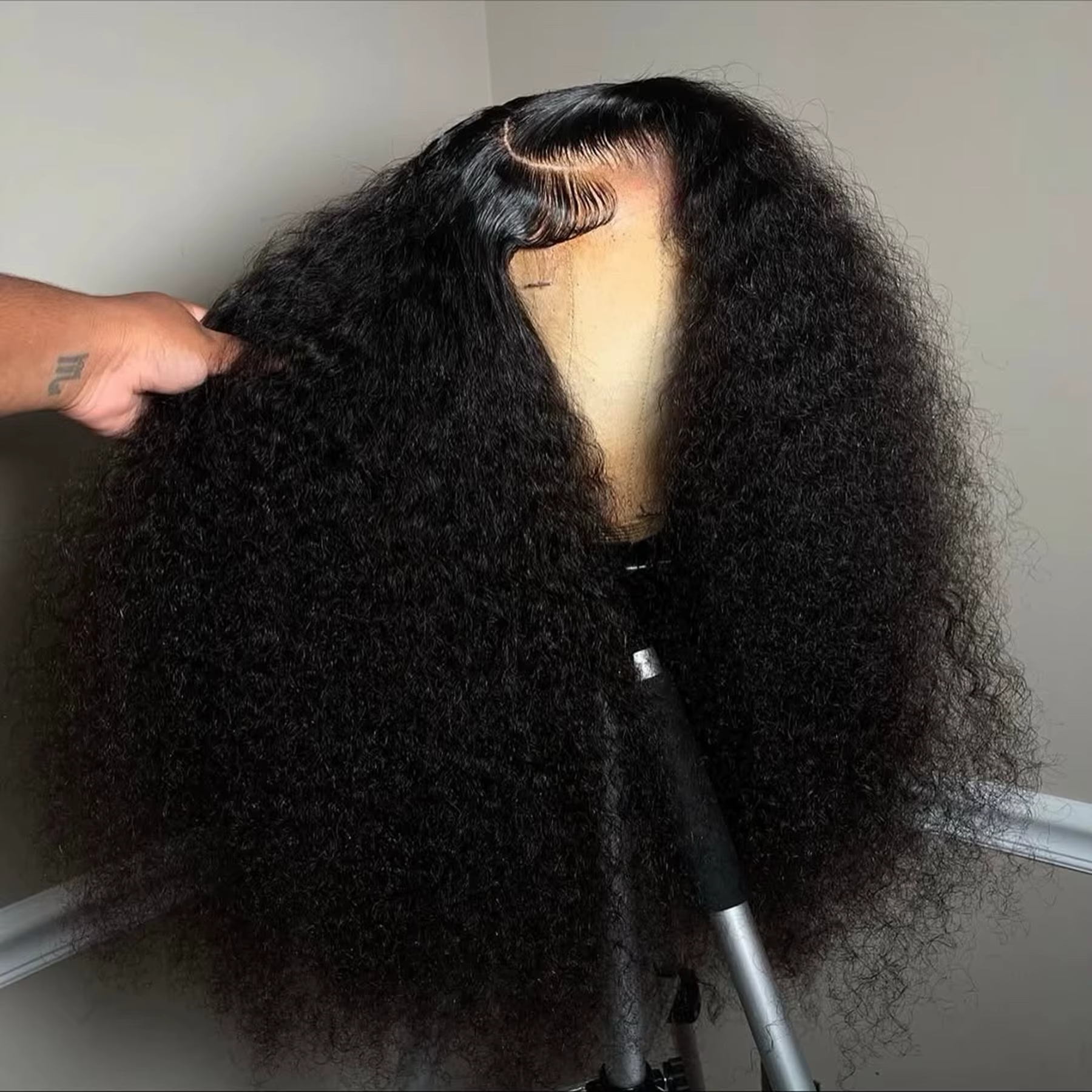 Perruque Lace Frontal Wig sans colle, bouclée et crépue, 13x4 HD, pour femmes noires, nœuds décoloré