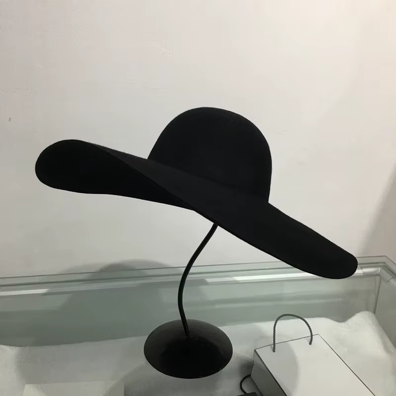 Nouveau Style rétro grand chaud à large bord laine Fedora chapeau noir feutre chapeau arc plat disqu