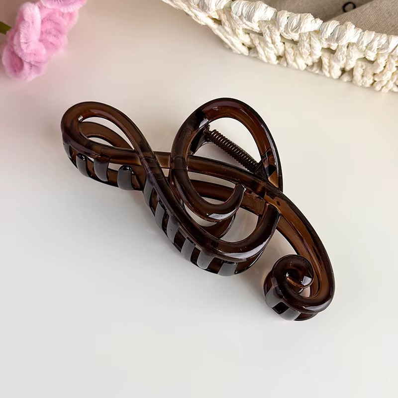 Pince à cheveux style été cool pour femme, nouveau modèle 2026 : Accessoire pour chignon semi-attach