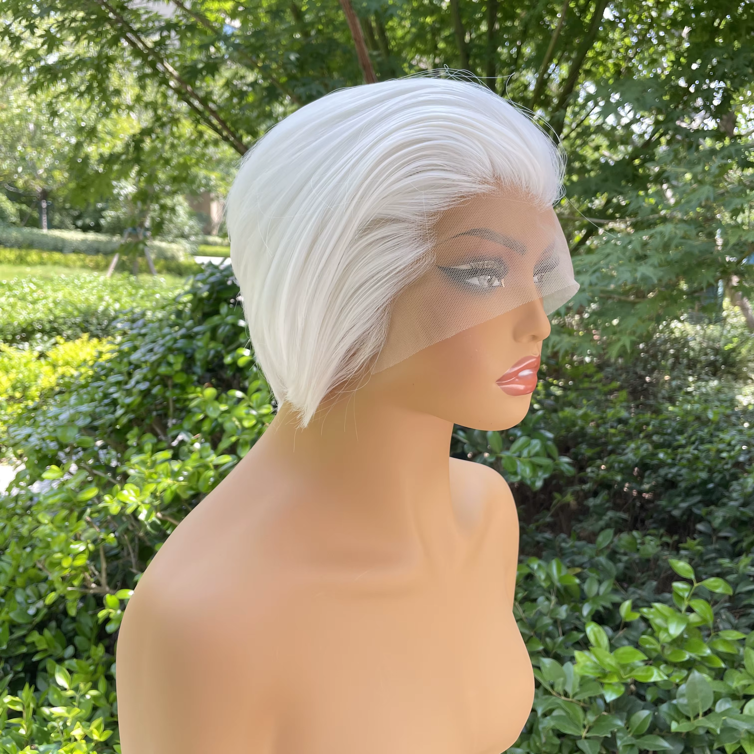 Perruque synthétique coupe Bob courte de pointe de veuve pour femme, perruque de Cosplay sans colle 