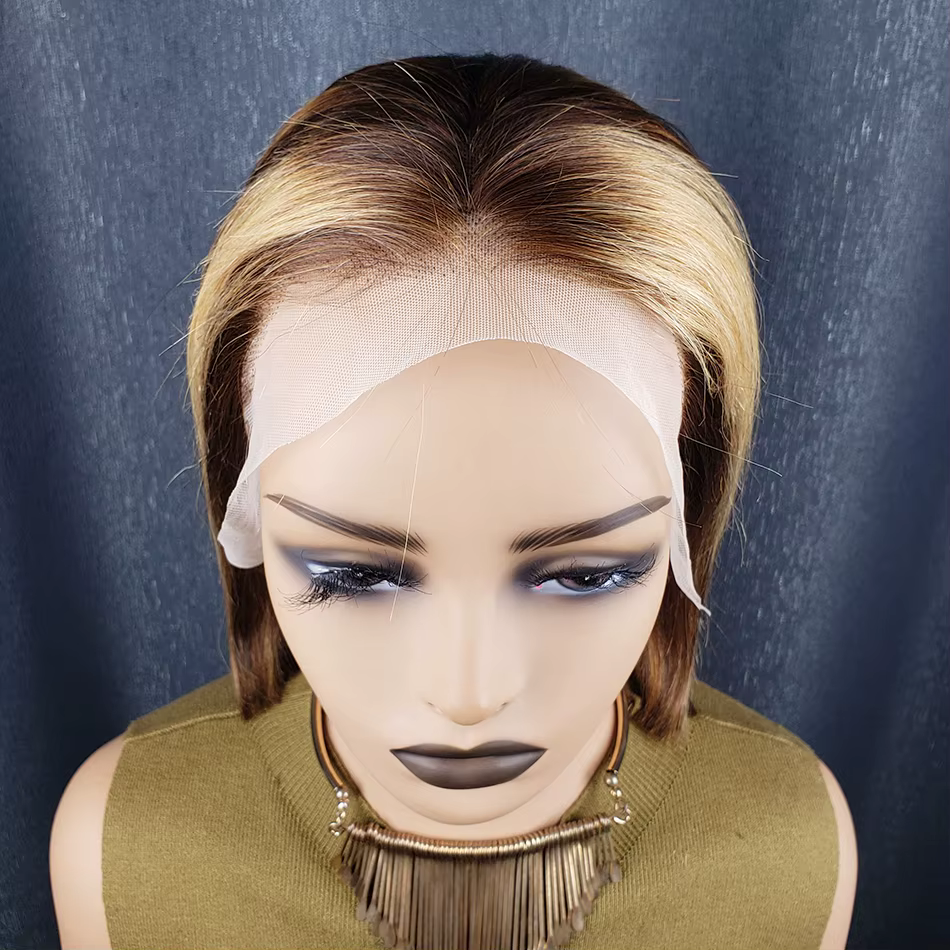 Perruque Bob Lace Front Wig naturelle à reflets blond chocolat, cheveux courts et lisses, coupe Pixi