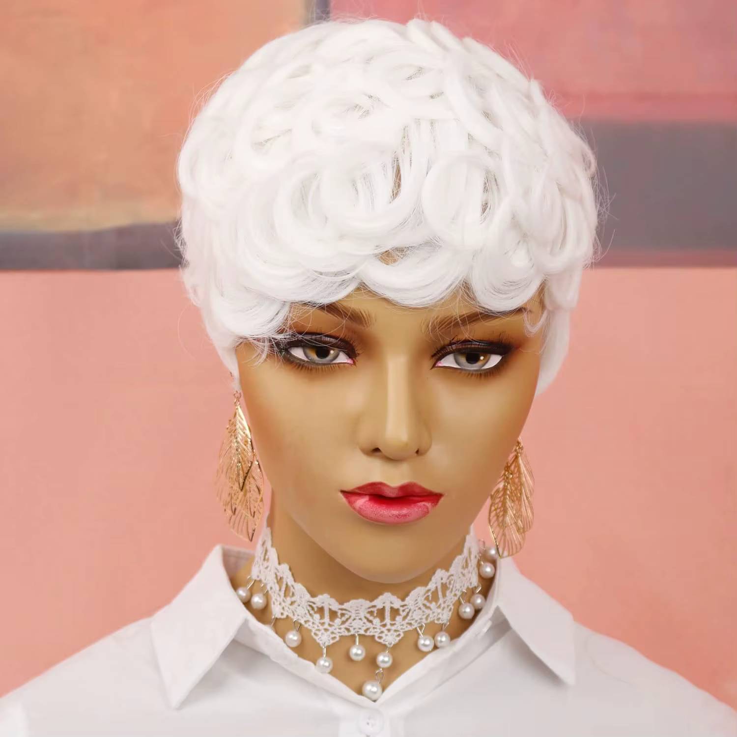 Perruque courte bouclée Pixie Cut avec frange pour femmes noires, perruques moelleuses blanches, per