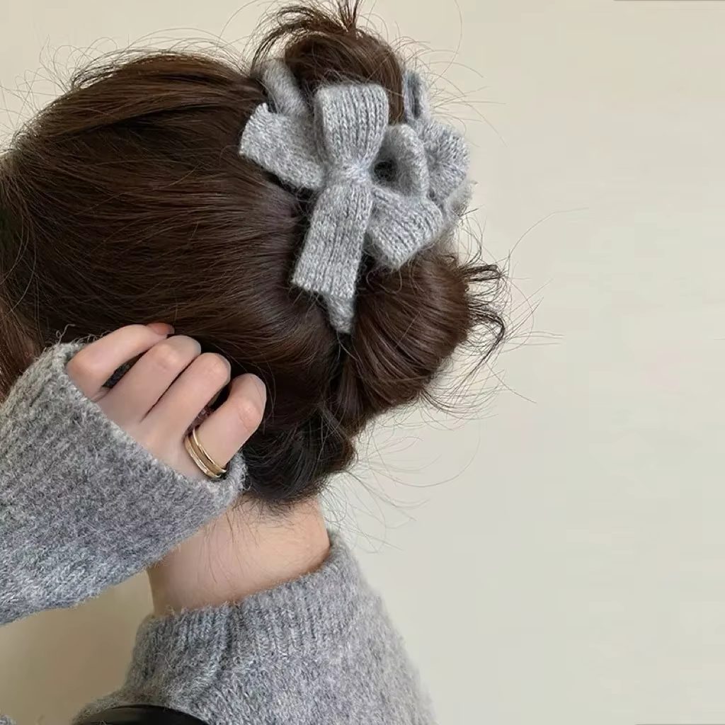 Pince à cheveux en peluche pour femmes, automne et hiver, pince à griffes en laine, accessoires Para