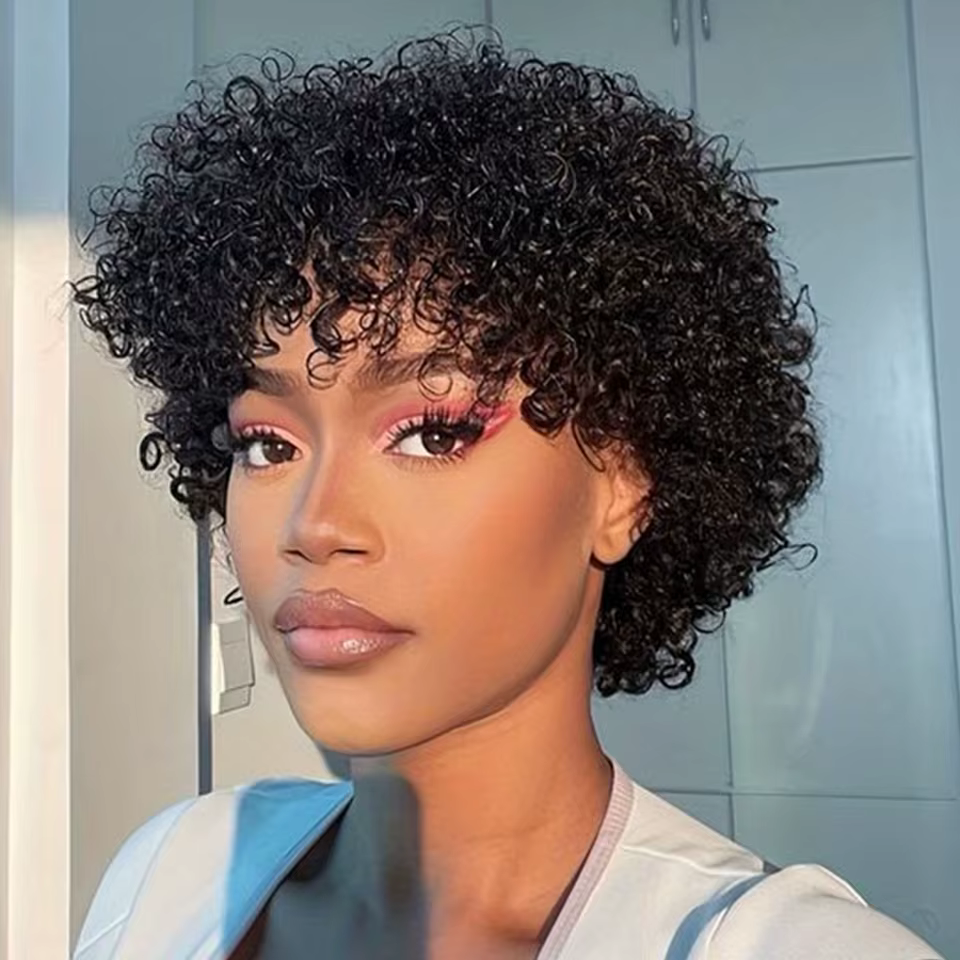Perruque courte Pixie Afro crépue bouclée perruque Bob brune naturelle avec frange perruques de chev