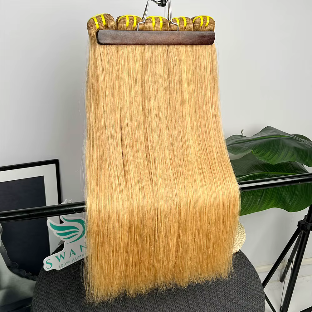 # 27 Bundles de Cheveux Humains Vierges Non Traités 100% Grade 15A Blond Miel Lisses Extensions de C