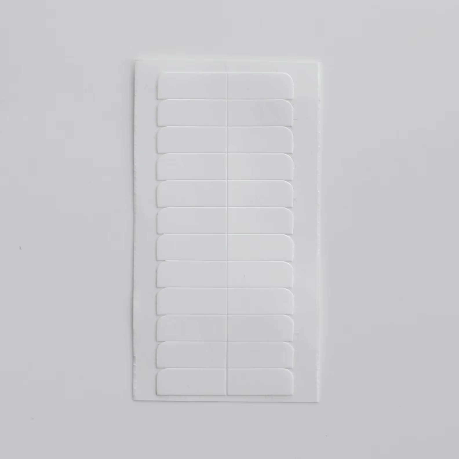 5 feuilles 60 pièces ruban d'extension de cheveux 4 cm * 0.8 cm onglets de ruban de remplacement de