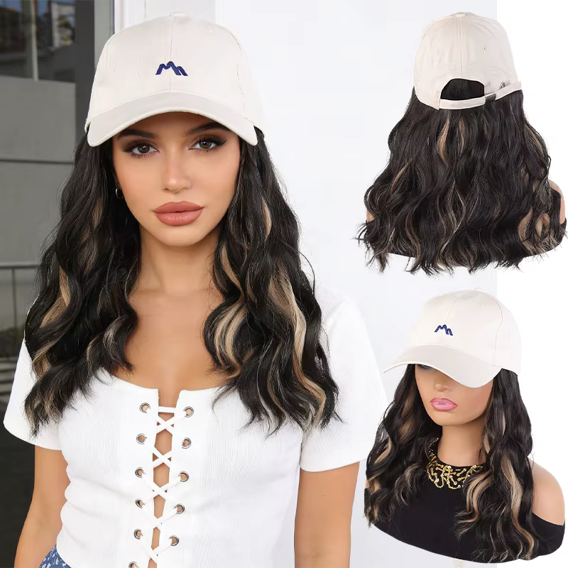 Casquette de baseball beige avec perruque à boucles ombrées et fibres synthétiques – Chapeau-perruqu