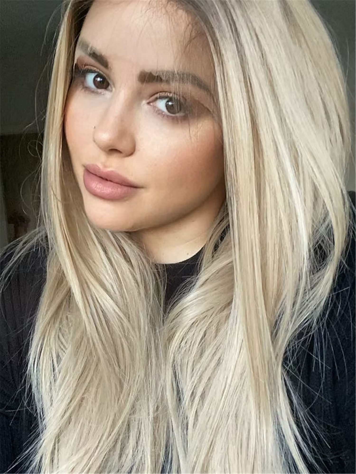 Perruque synthétique blonde cendrée avec mèches, perruque frontale en dentelle 13x4 pour usage quoti