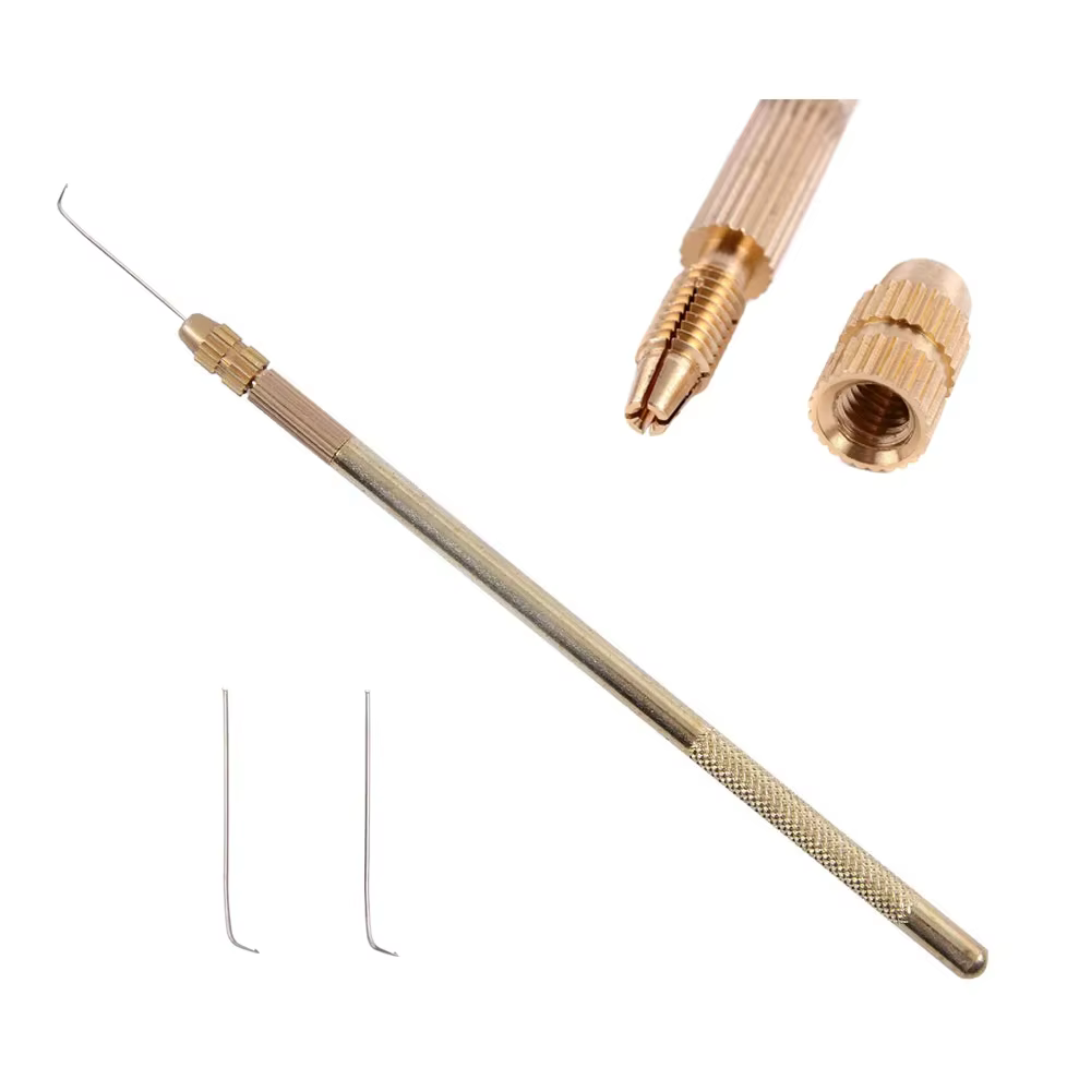 2 aiguilles allemandes pour la fabrication de perruques et 1 support en laiton pour aiguille de vent