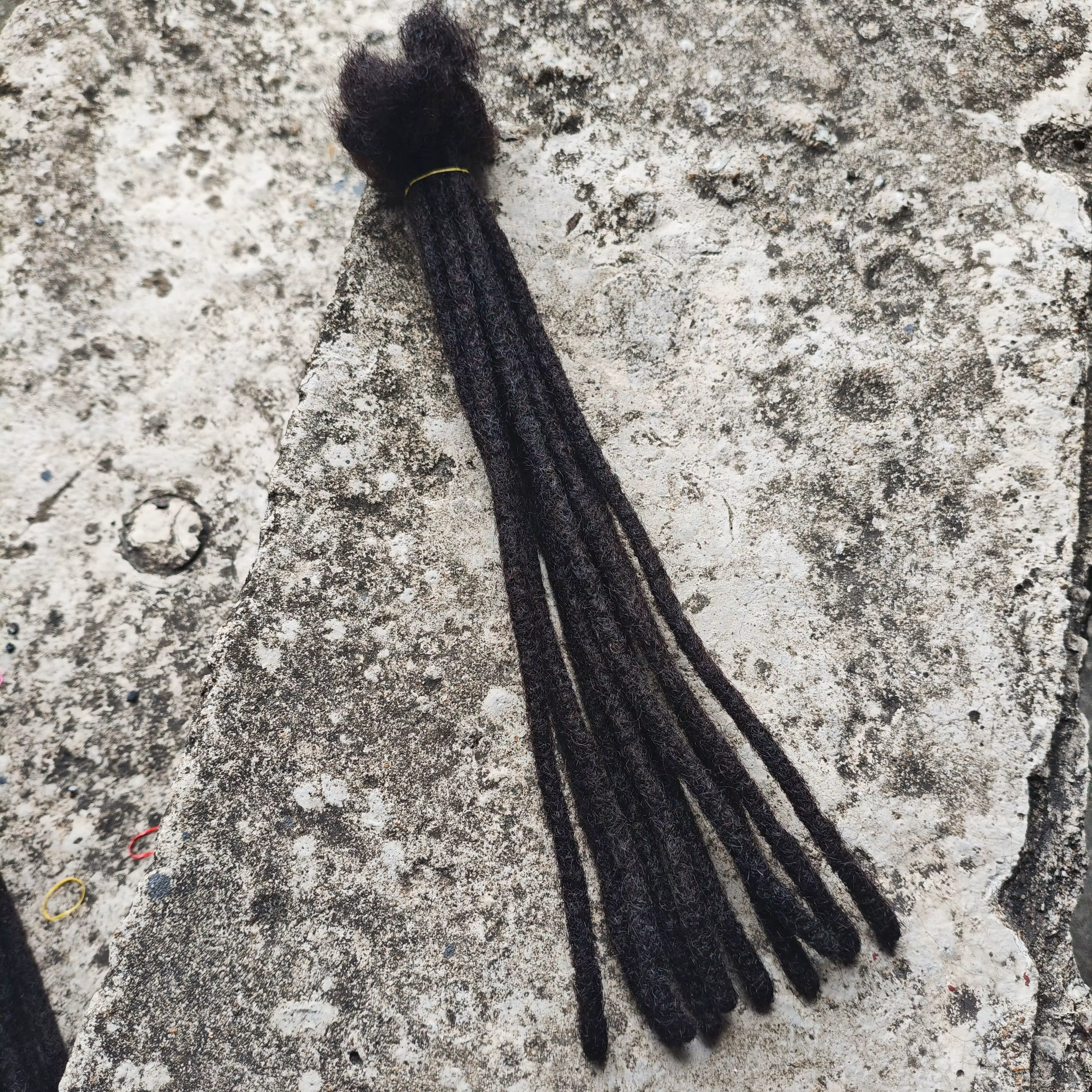 Extensions de cheveux humains dreadlocks faites à la main 6-20 pouces, largeur 0,6 cm, 10 mèches/piè