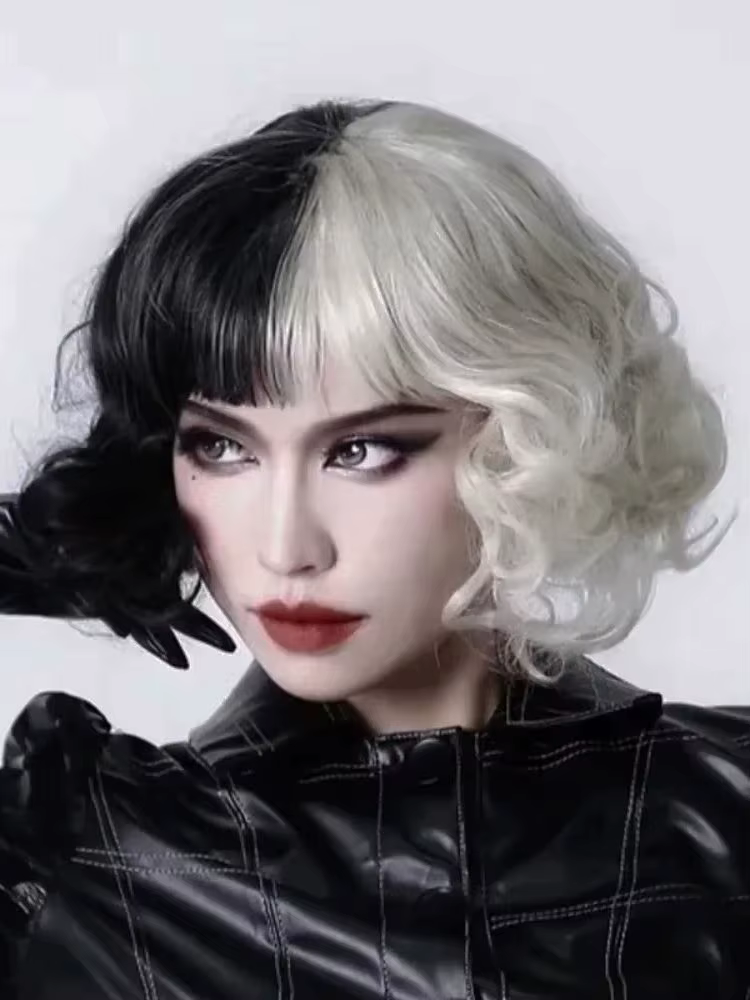 Perruque synthétique pour filles, déguisement Cruella, perruque courte bouclée noire et blanche, per