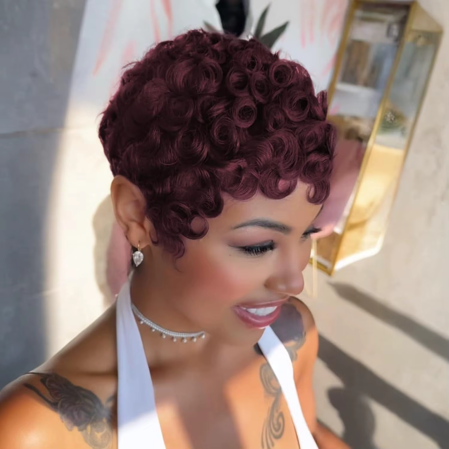 99J court couches Pixie bouclés perruques cheveux humains rouge foncé Chic Pixie coupe perruque de c