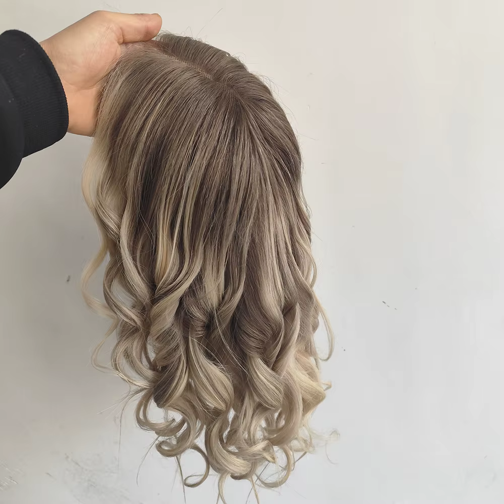 Perruques en dentelle de cheveux humains de luxe, mèches blondes mélangées à des racines brun foncé,