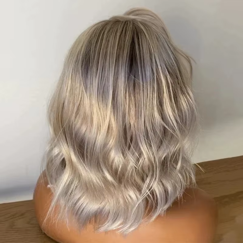 Perruque synthétique Lace Front Ombré Blond Glacé, courte, à ondulations lâches, pré-épilée, avec ra