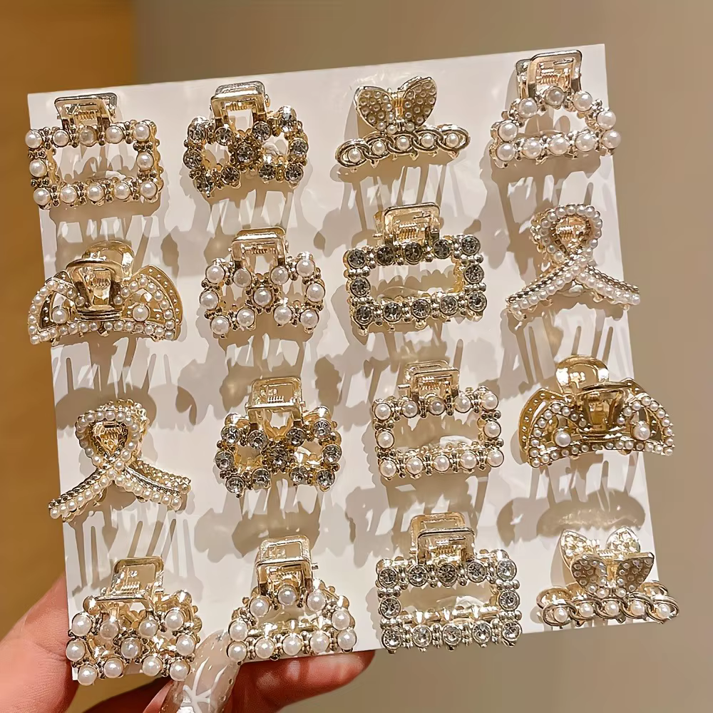 Un ensemble de 8 mini pinces à cheveux rétro pour femmes