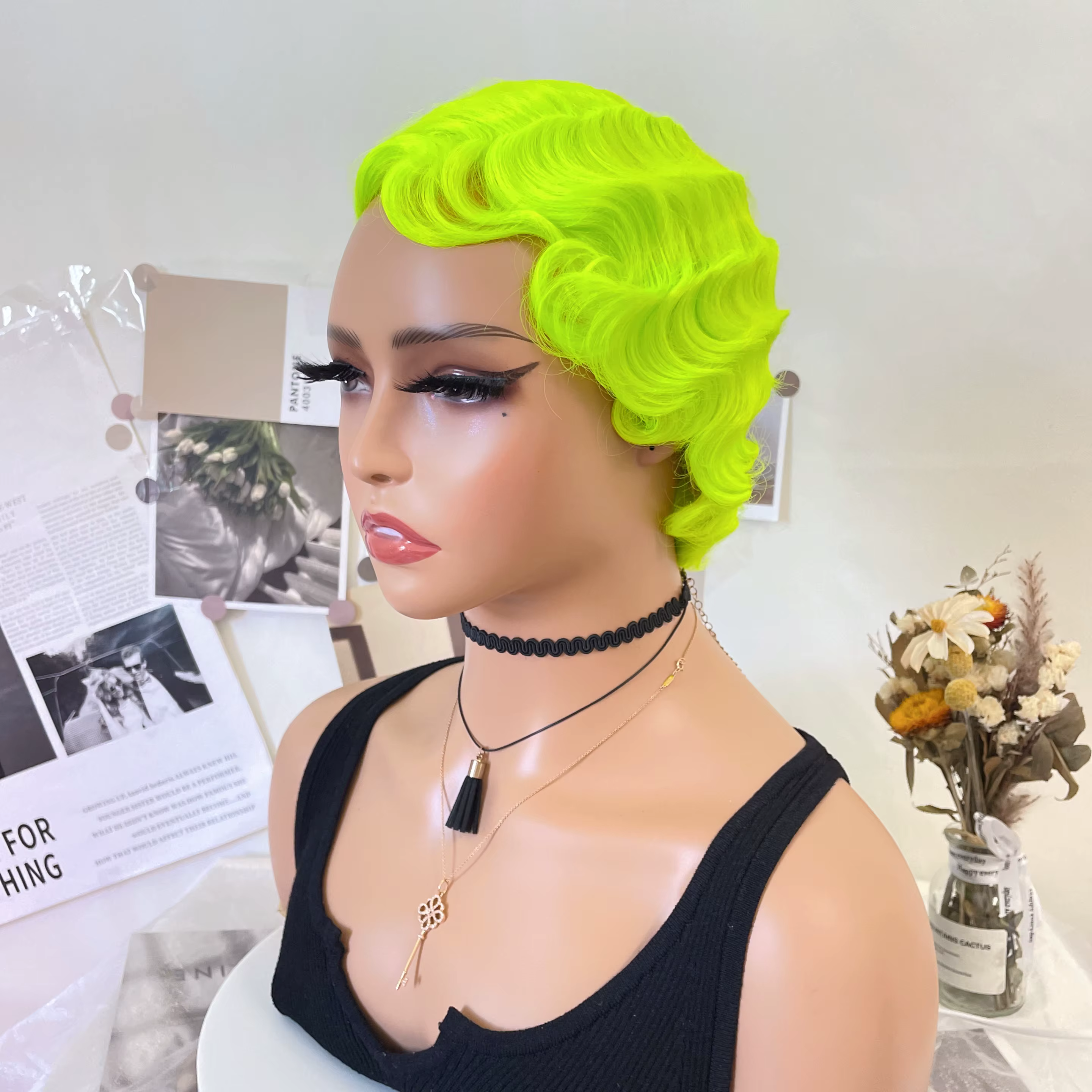 WIGERA – perruque synthétique ondulée verte fluorescente