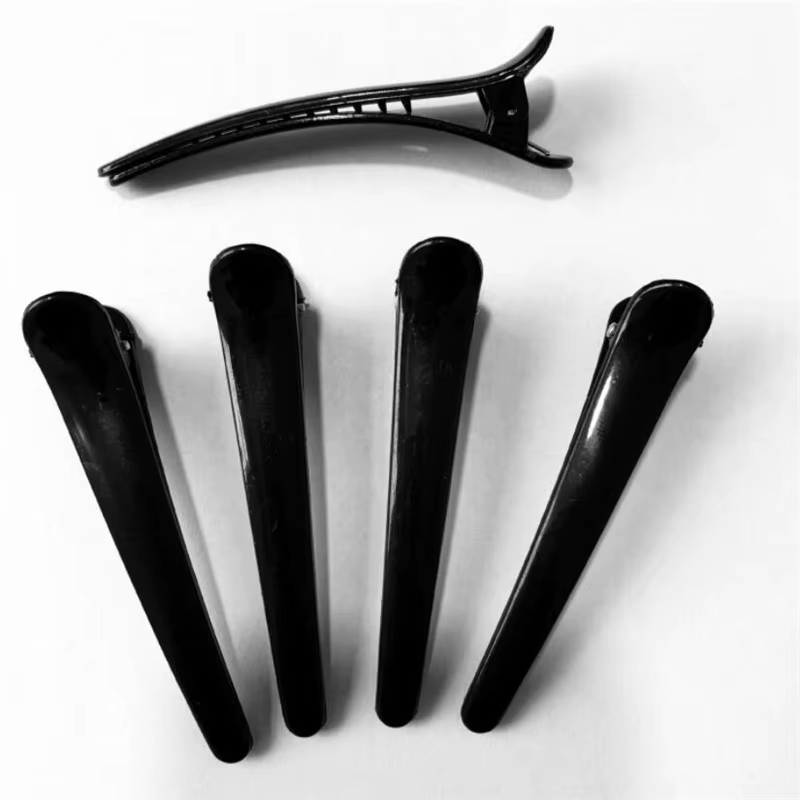 Pince à cheveux crocodile en plastique noir