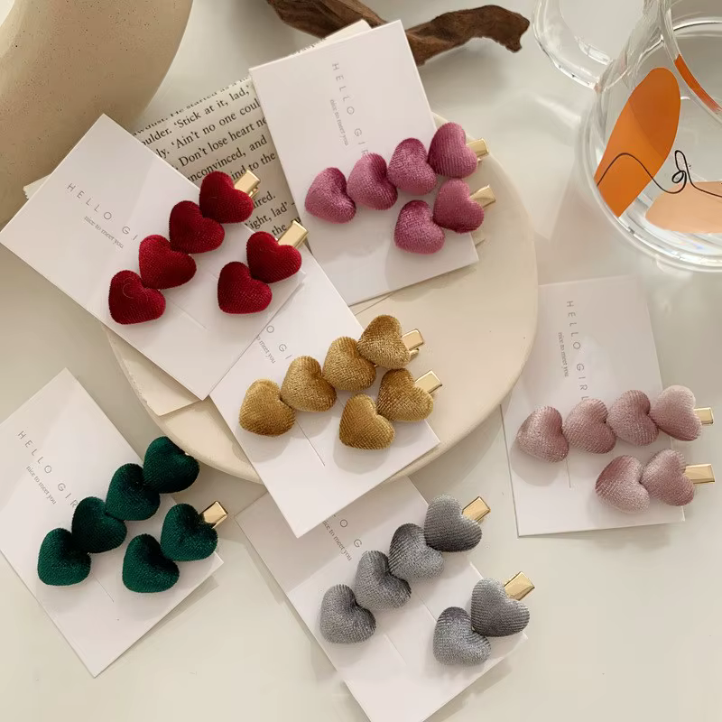 Pince à cheveux en velours pour femmes