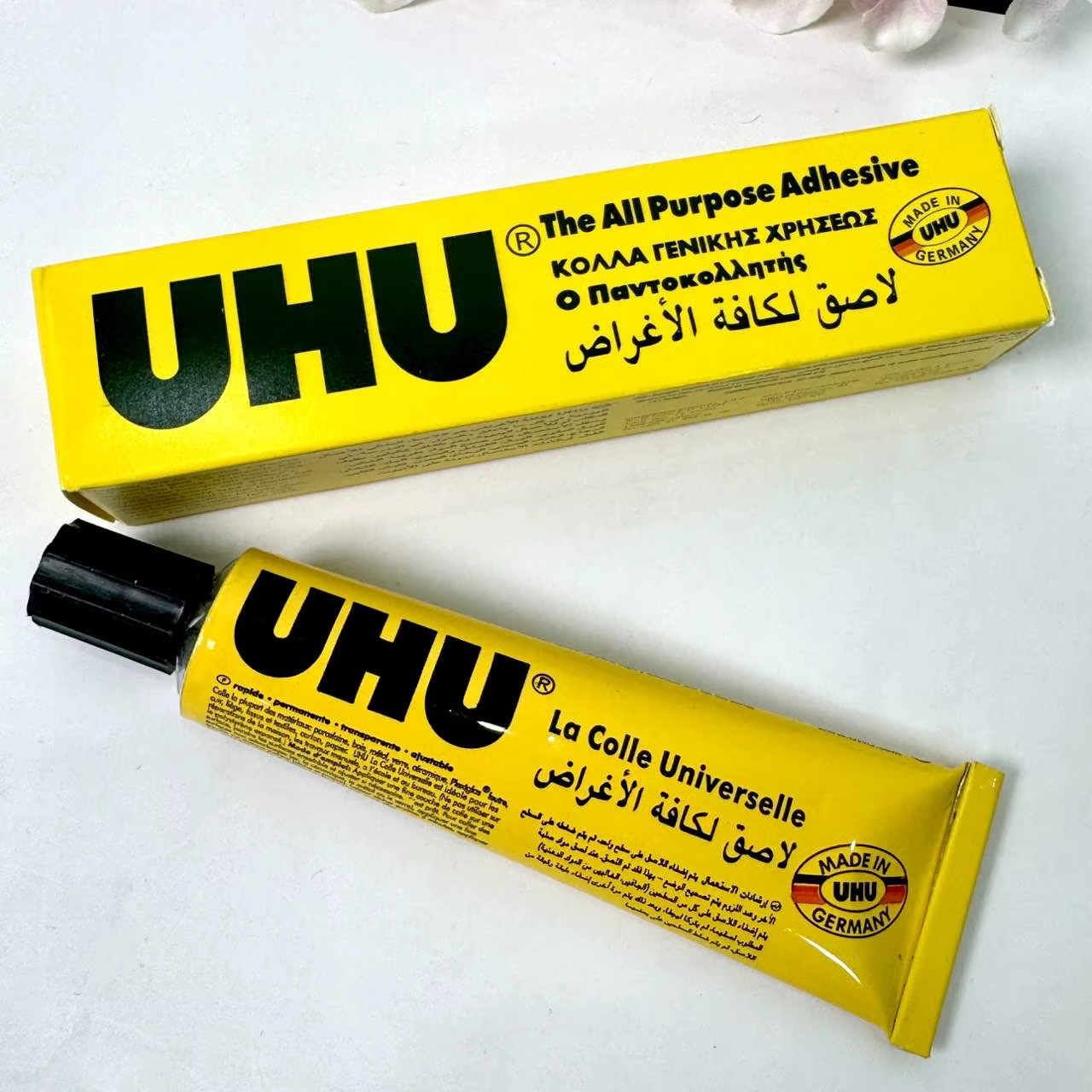 Colle adhésive forte UHU pour extensions capillaires