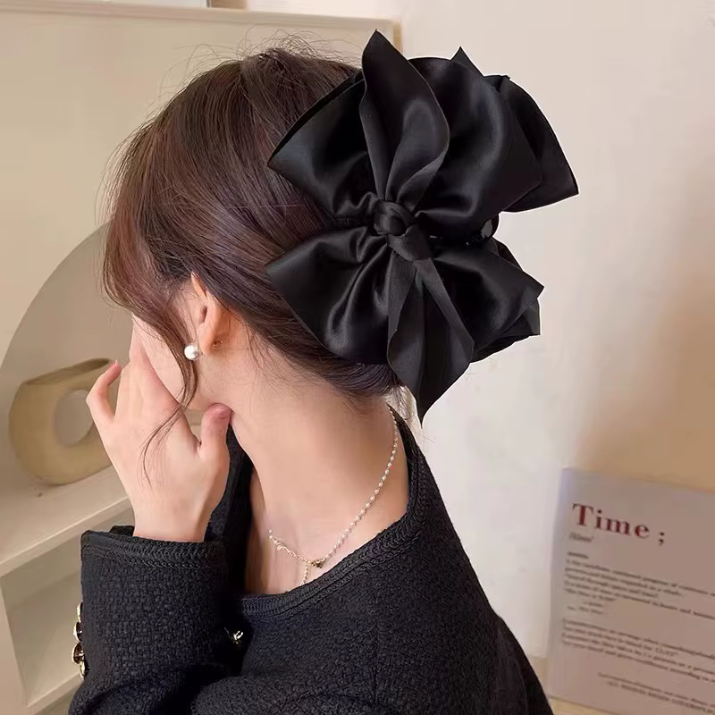 Pince à cheveux à gros nœud noir et blanc pour femmes