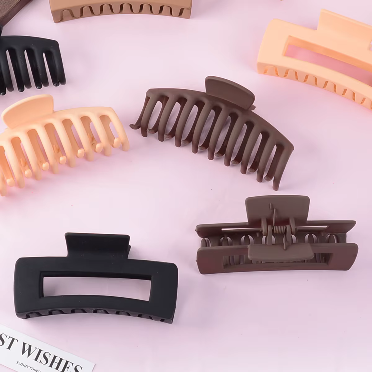 Pinces à cheveux noires pour femmes