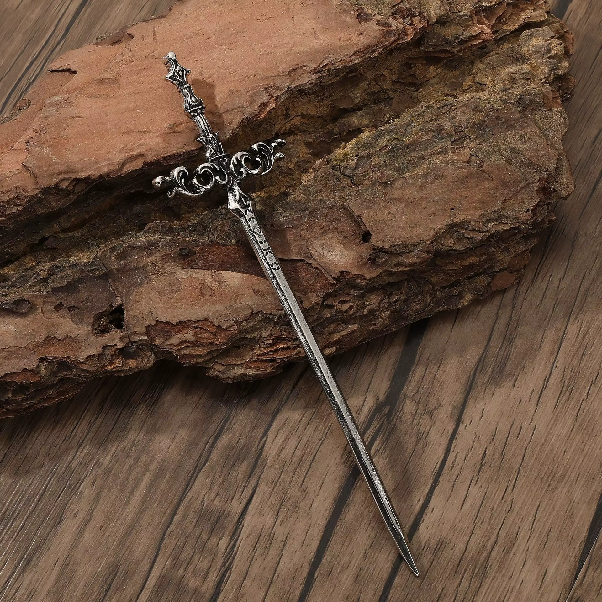 Pince à cheveux rétro épée Viking Wave