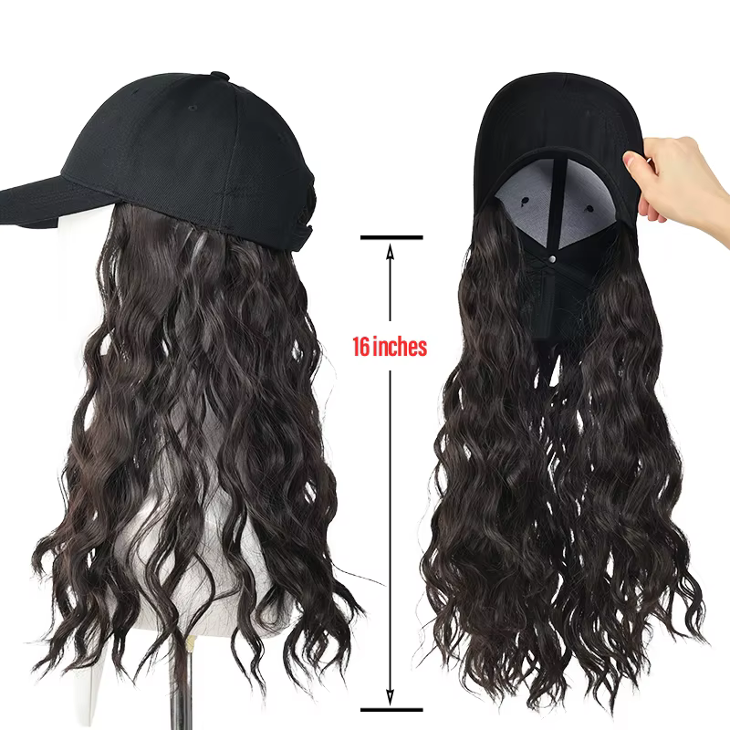 Casquette de baseball noire avec perruque en cheveux synthétiques ondulés