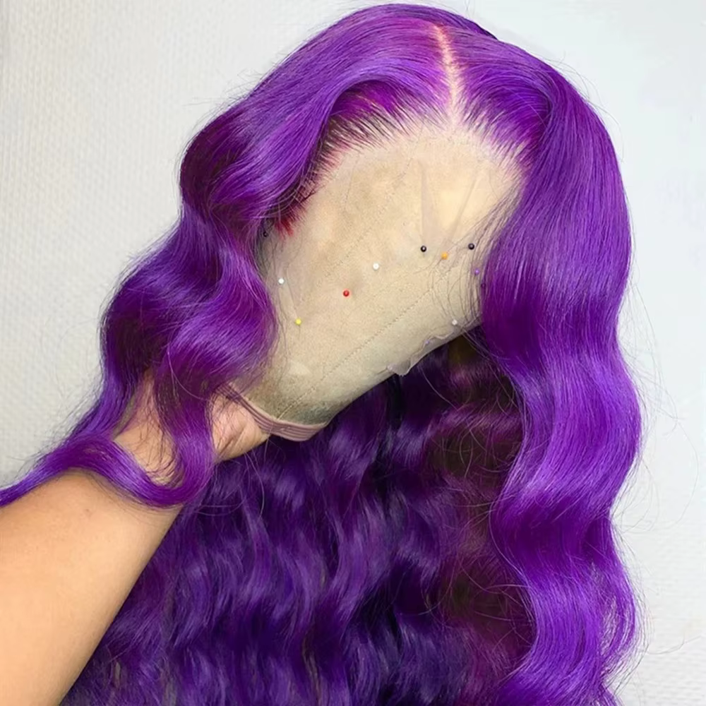 Perruque violette longue bouclée naturelle ondulée pour femmes