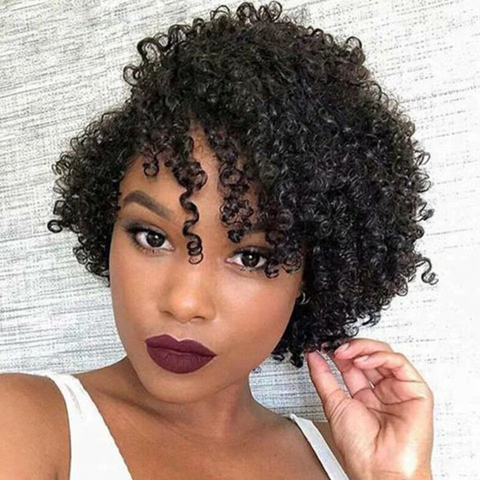 Perruques de cheveux humains bouclés péruviens avec frange courte coupe lutin Bob perruque brun rougeâtre sans colle