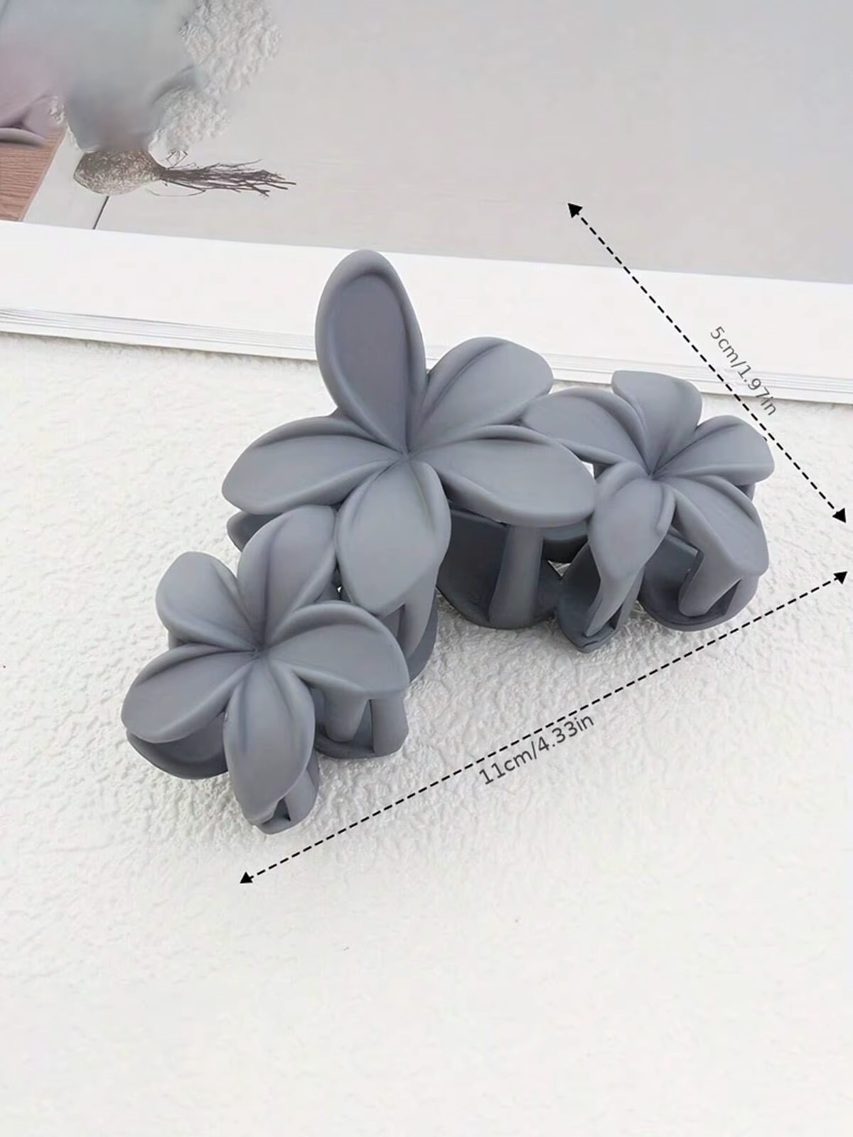 4 pièces de pince à trois fleurs mat de couleur Morandi