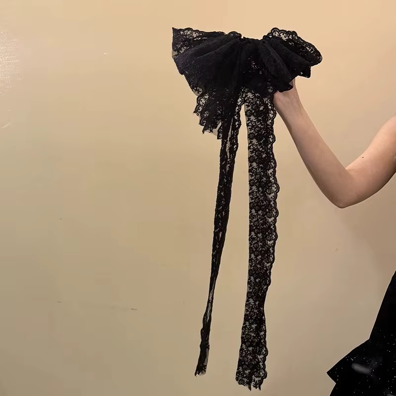 Pince à cheveux en dentelle française