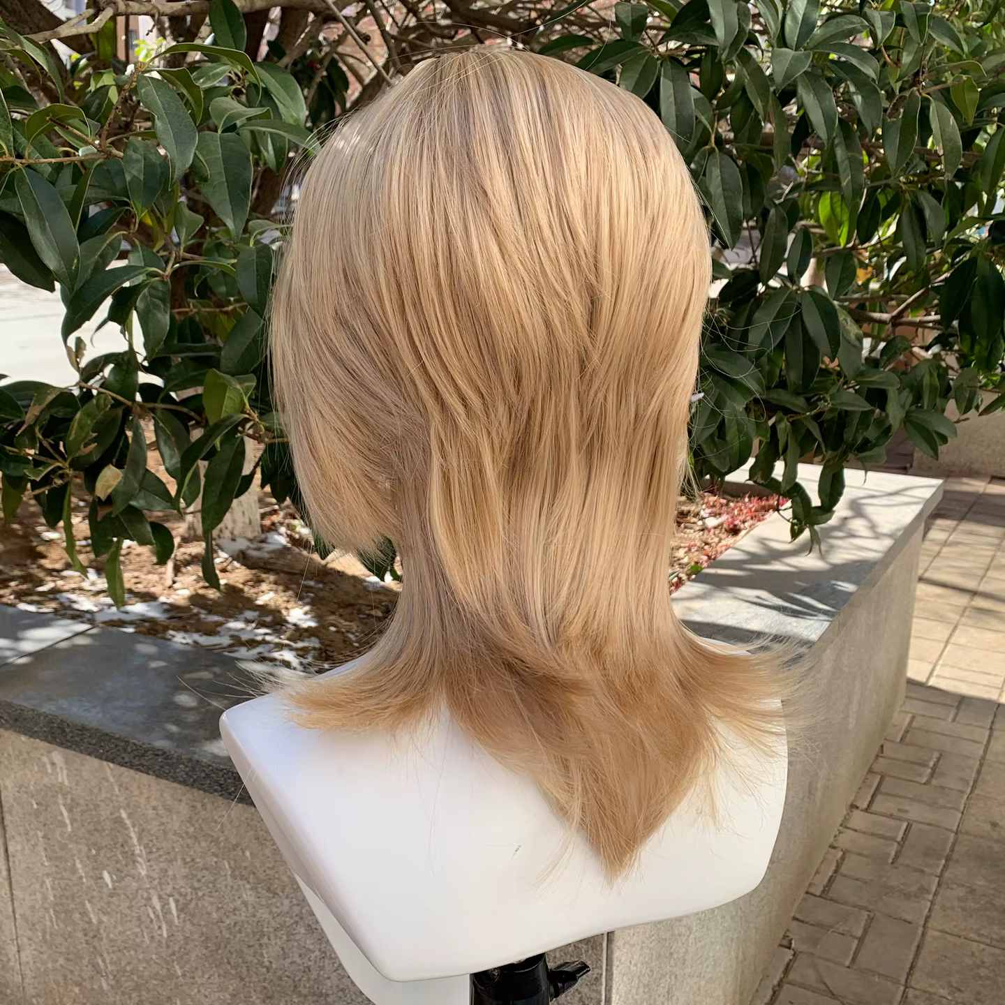 Perruque courte synthétique style Mullet 13x4 Lace Front pour femmes
