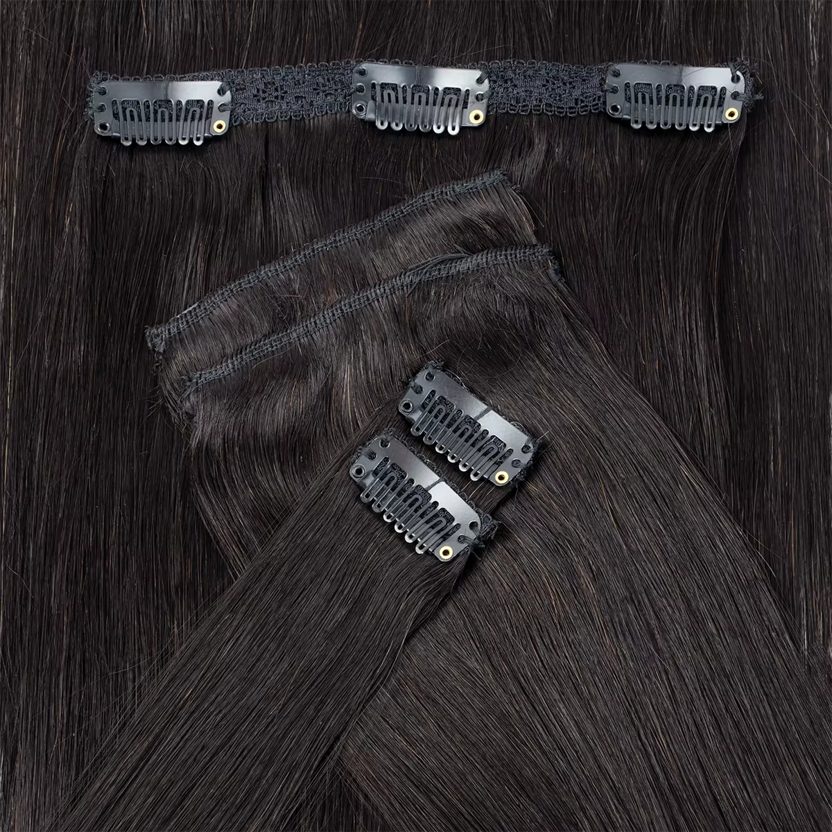 Clip court dans l'extension de cheveux