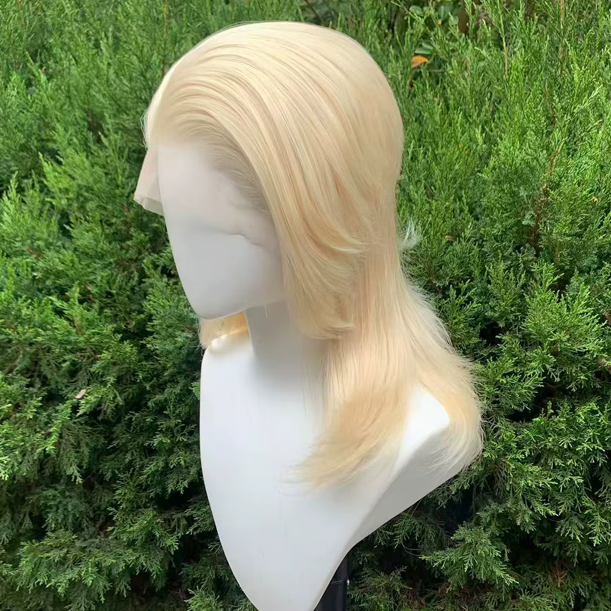 Perruque courte blonde en mulet synthétique 13×4 avec dentelle frontale pour femmes