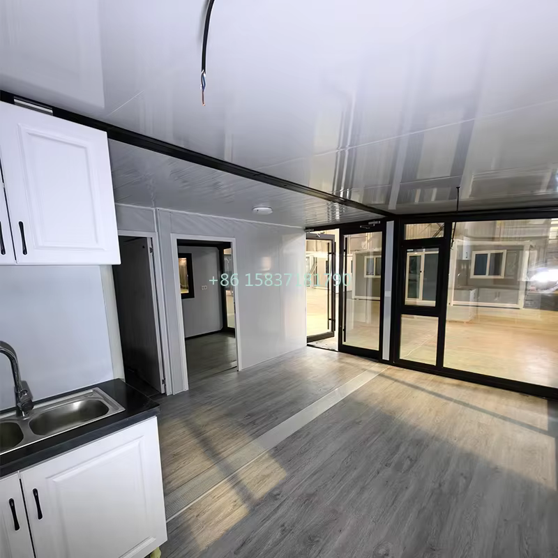 Maison de conteneur extensible pliante, petite maison préfabriquée, conteneur multifonctionnel pliable pour l'italie