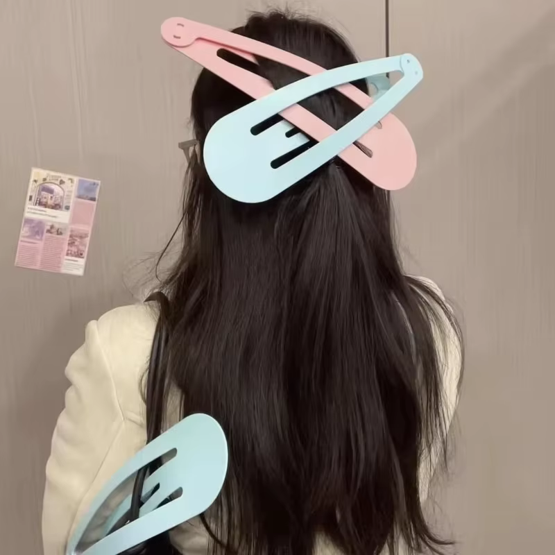 Pinces à cheveux surdimensionnées en forme de goutte d'eau
