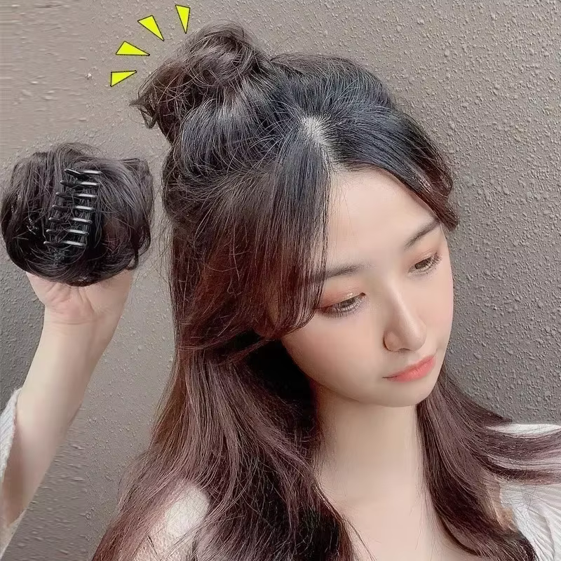 Chignon de cheveux courts bouclés pour femmes et filles