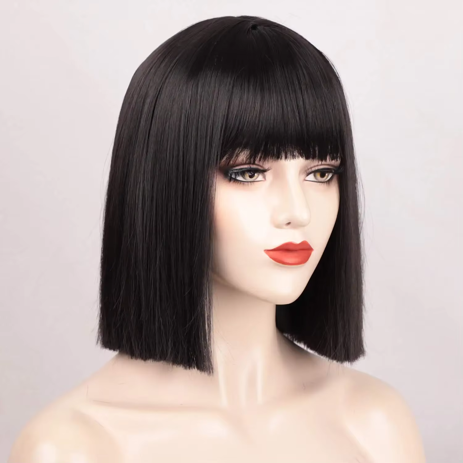 Perruque Bob Noire Courte avec Frange pour Femme