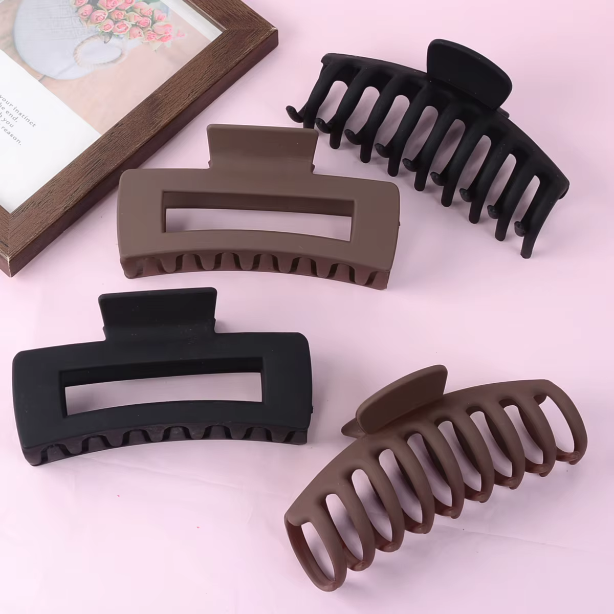 Pinces à cheveux noires pour femmes