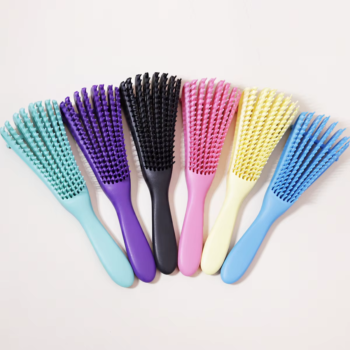 Brosse de massage du cuir chevelu