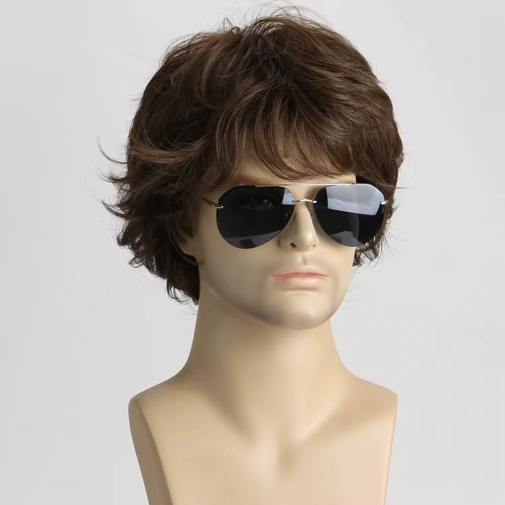 Perruque synthétique bouclée courte brune de 10 pouces pour hommes