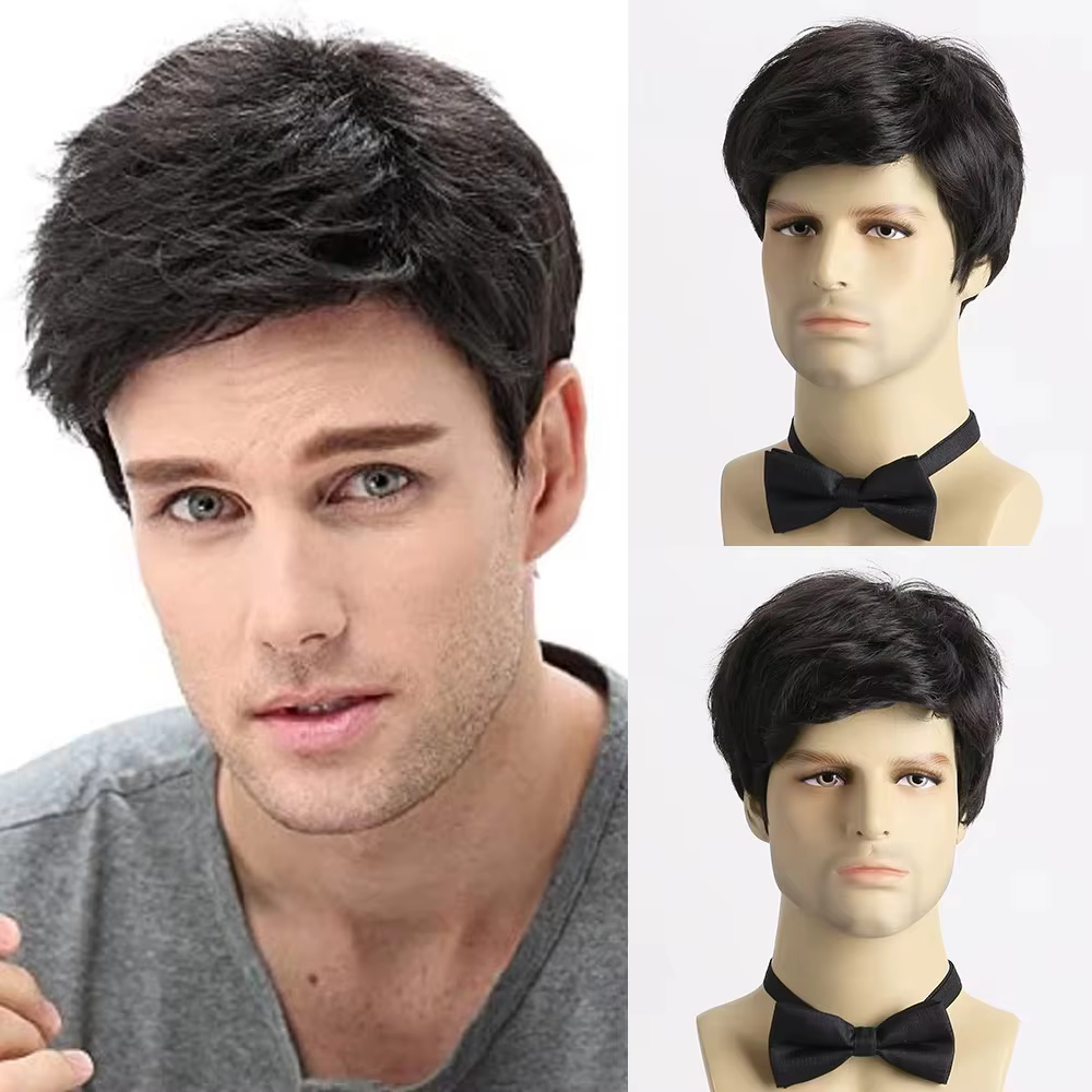 Cheveux bouclés naturels courts pour jeunes hommes