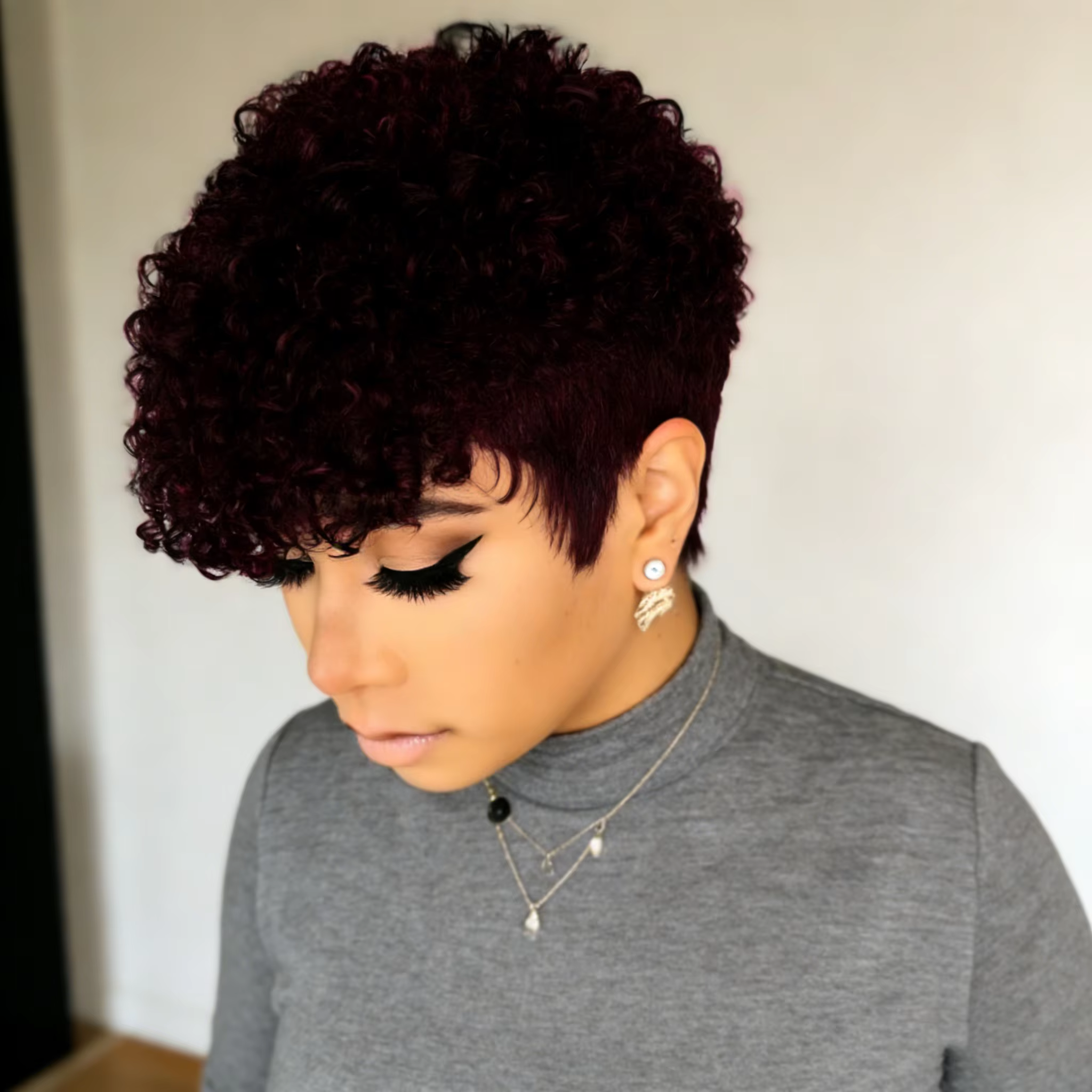  Perruque courte bouclée en cheveux humains pour femmes