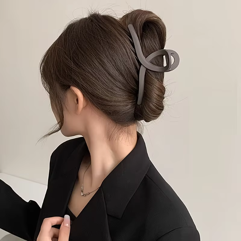 3 pinces à cheveux élégantes et mates avec design antidérapant – parfaites pour les coiffures quotidiennes