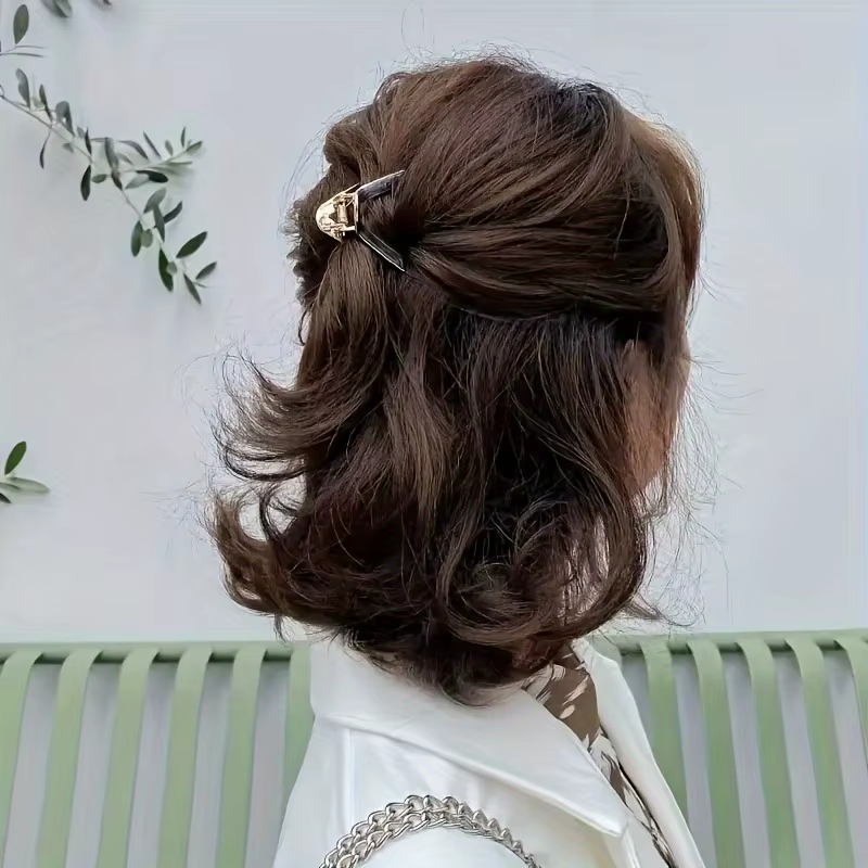 1 pince à cheveux vintage en forme de triangle