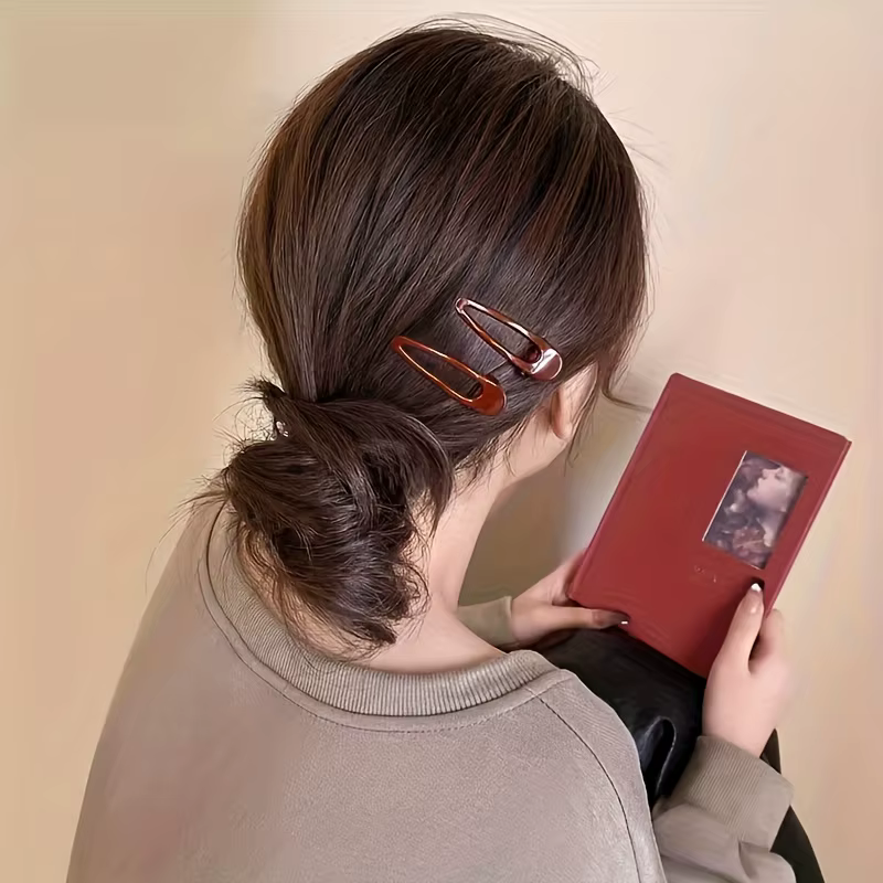 Ensemble de 2 pinces à cheveux bordeaux
