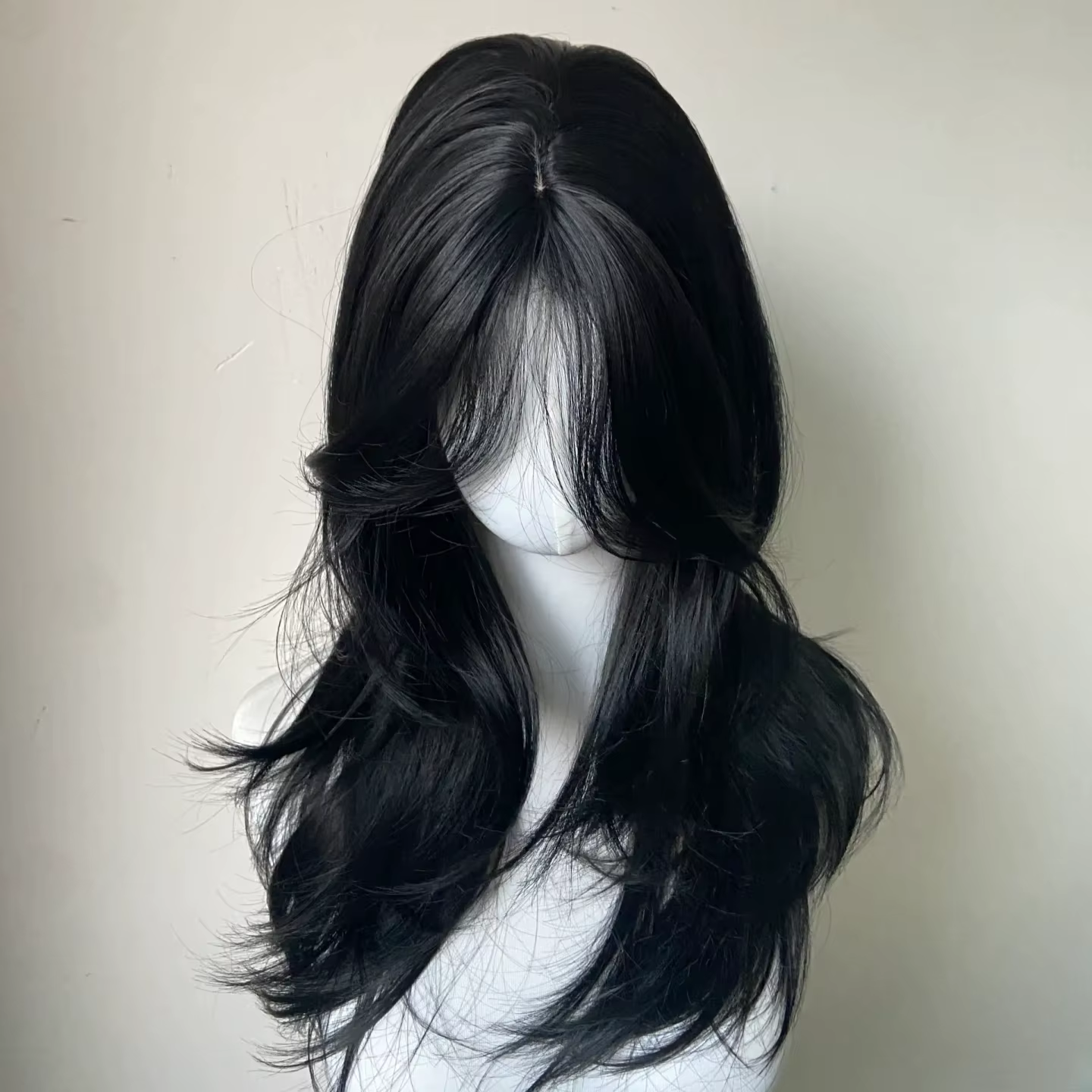 Perruque noire femme bandeau corps ondulé Rose filet à cheveux modèles en frange française haut niveau Simulation