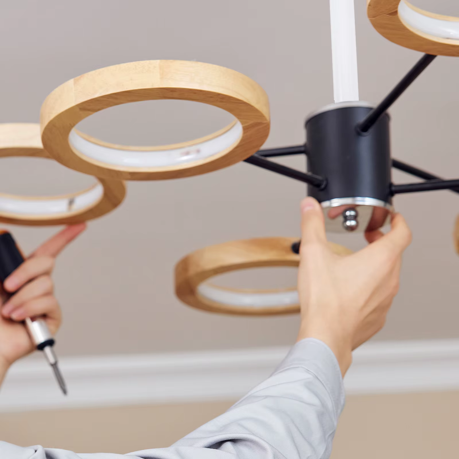 Tige d'extension universelle robuste pour ventilateur de plafond, en métal, longue, stabilité accrue, esthétique élégante, compatible avec
